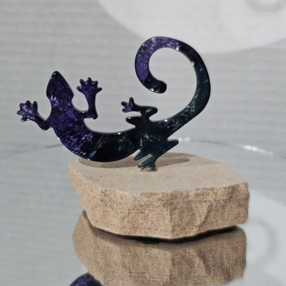 Southwestern LazArt Metal Lizzard Paper Weight Petroglyphs Cave Art Gecko 🦎 👀 - Picture 9 of 12